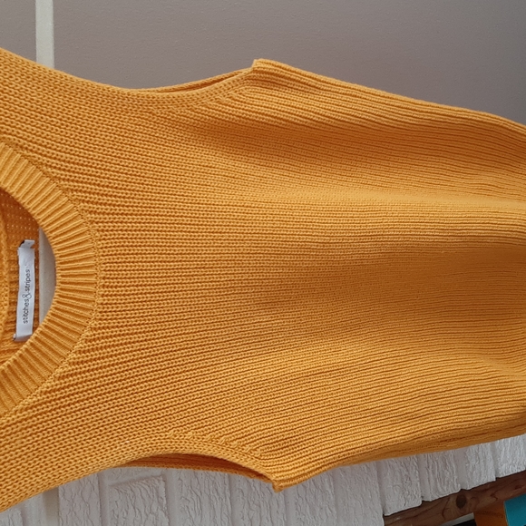 Stitches & Stripes Knitted Mustard West Sleeveless Sweater Size S - Picture 4 of 7